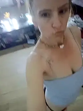 Karebearz1 online show from November 2025 04:58:02 AM