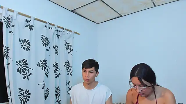 MollyandFher online show from December 2025 10:16:01 PM