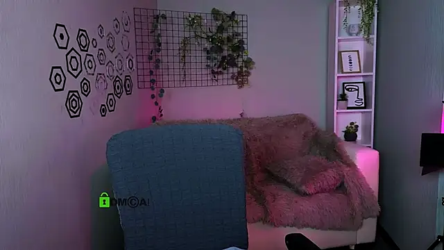 lisa dark  online show from January 2026 10:10:02 AM