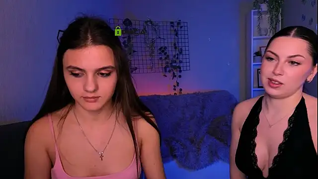 lisa dark  online show from March 2026 08:37:02 PM