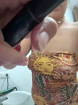 MailynAndNick online show from February 2026 03:29:02 PM