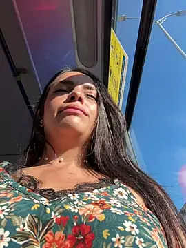 MailynAndNick online show from March 2026 01:04:02 PM