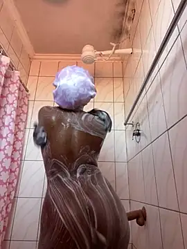 SP1CY MOMMY online show from November 2025 09:31:01 AM