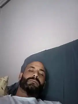 Snapshot of MistedPunt chatting on November 2025 09:17:02 PM MistedPunt online show from November 2025 09:17:02 PM