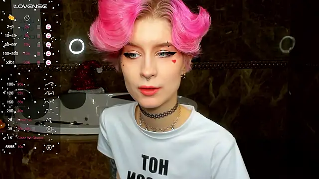 Angel Julles online show from February 2026 01:12:01 AM