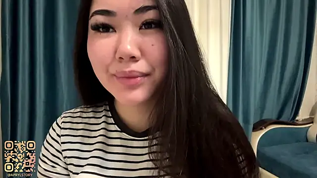 APRYLSUN online show from November 2025 02:35:02 AM