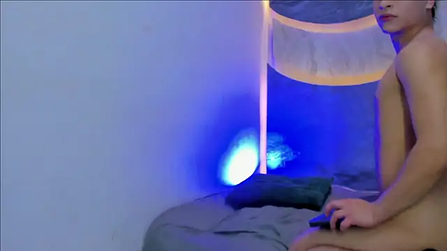 Snapshot of Hot_guys_sex3_ chatting on October 2025 04:52:01 PM Hot guys sex3 online show from October 2025 04:52:01 PM