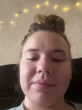 AvaMolls online show from October 2025 08:26:01 AM