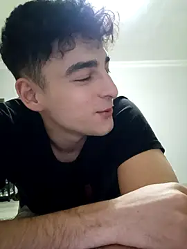 yasinesra757  online show from March 2026 04:32:01 PM