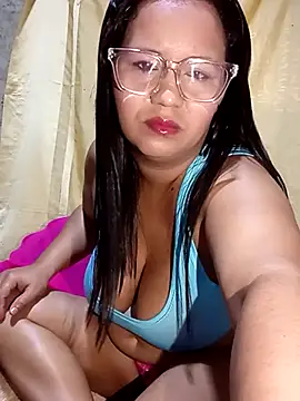 Snapshot of meliza87 chatting on December 2025 12:25:02 PM meliza87 online show from December 2025 12:25:02 PM