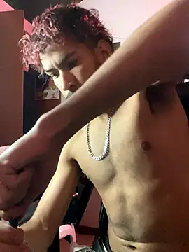 3v1l online show from November 2025 10:30:02 PM