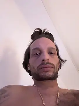 Zaskeee online show from November 2025 02:24:02 AM