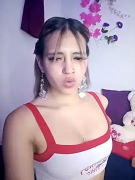 BellaChiquis  online show from November 2025 04:58:02 AM