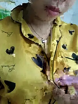 Snapshot of kitti-krush chatting on November 2025 04:25:02 AM kitti-krush online show from November 2025 04:25:02 AM