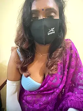 Queen-dhivya online show from November 2025 01:44:02 PM