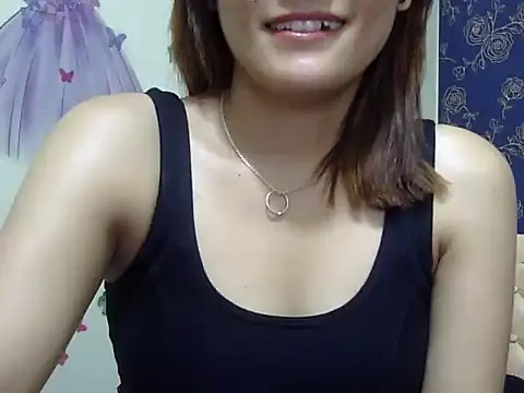 maira 33 online show from April 2026 07:50:02 AM