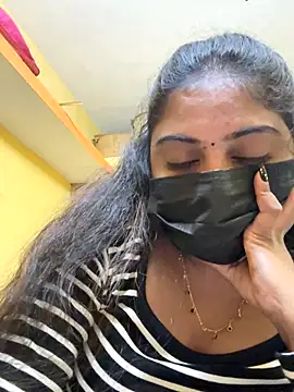 Tamil Hot Varshu online show from January 2026 05:27:02 PM