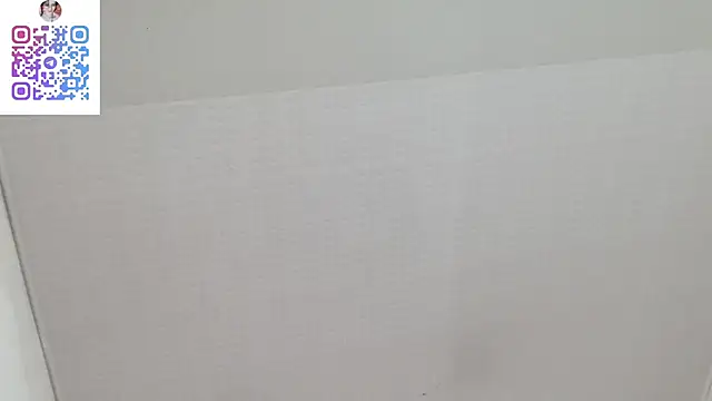 Victoria Founta1n online show from November 2025 09:58:01 PM