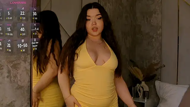 NaomiAster online show from June 2026 09:42:02 AM