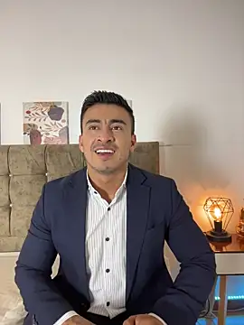 Chris Clarck online show from November 2025 07:21:01 PM