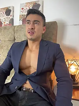 Chris Clarck online show from November 2025 08:22:02 PM