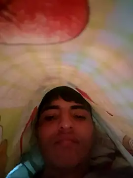 jonesK online show from October 2025 09:38:02 PM