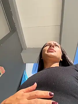 Brunettecollins05 online show from March 2026 08:24:02 PM