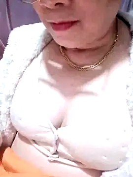 small-house123 online show from December 2025 02:12:02 PM