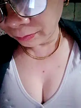 small-house123 online show from February 2026 10:52:02 AM