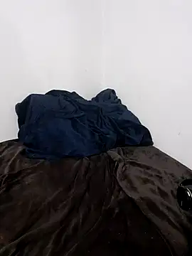 erikanoctis online show from November 2025 07:21:01 AM