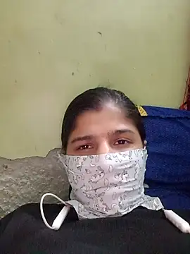 Snapshot of Hot__cute001 chatting on November 2025 08:43:02 PM Hot  cute001 online show from November 2025 08:43:02 PM