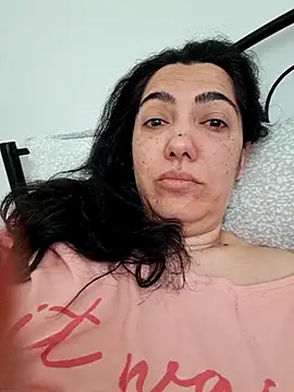 CharmingPearl online show from April 2026 07:29:01 AM