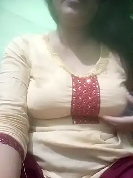 Tina 250 online show from April 2026 02:00:01 AM