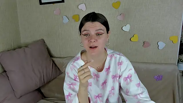 Zorianaa online show from April 2026 08:37:01 PM