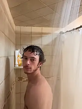 mascboyyy online show from December 2025 08:51:01 PM