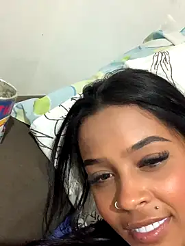 Snapshot of Agathaprin chatting on November 2025 12:57:02 AM Agathaprin online show from November 2025 12:57:02 AM