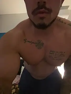 Snapshot of vecinoscachondos69 chatting on November 2025 11:24:01 PM vecinoscachondos69 online show from November 2025 11:24:01 PM