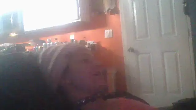 Brattyfootgirl online show from November 2025 05:54:01 AM