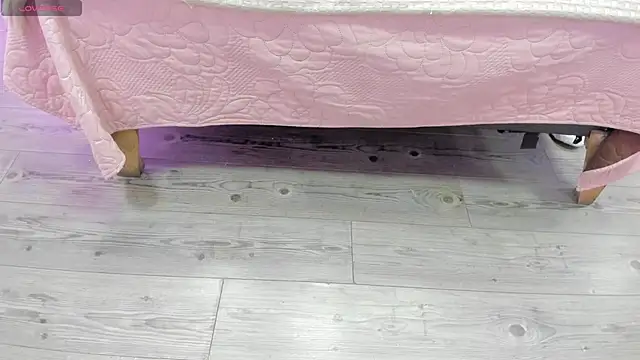 kendra london online show from November 2025 11:21:01 AM