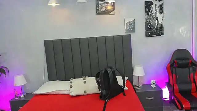 Snapshot of kendra_london chatting on July 2026 11:27:01 AM kendra london online show from July 2026 11:27:01 AM