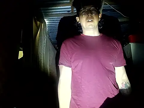 sexboyfit online show from November 2025 11:18:02 PM