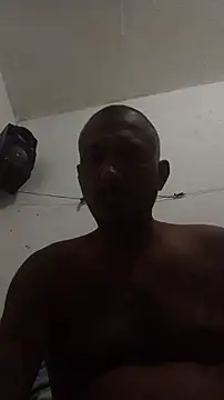 negrocomomisuerte online show from November 2025 06:39:01 PM