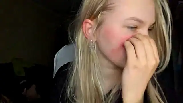 KarinRobertson online show from January 2026 05:05:01 PM