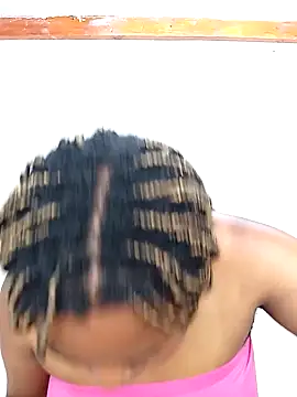 Lulubabee online show from November 2025 09:01:02 AM