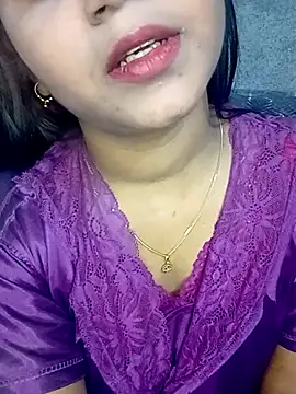 Neha533 online show from November 2025 05:33:02 PM