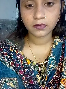 Neha533 online show from April 2026 04:19:01 PM