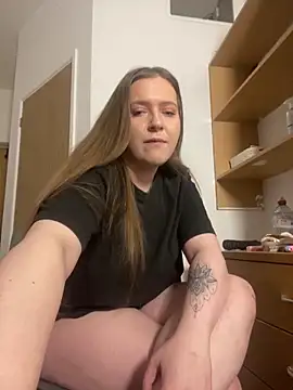 LiahLovexoxx online show from December 2025 02:06:02 AM