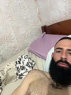 favoritobb9711 online show from November 2025 04:57:02 AM