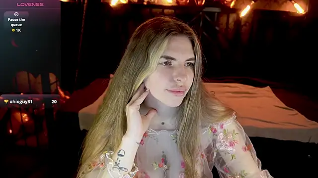 DanielaReign online show from February 2026 07:04:01 AM