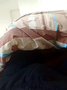 Snapshot of Hakan2100 chatting on November 2025 12:17:01 PM Hakan2100 online show from November 2025 12:17:01 PM